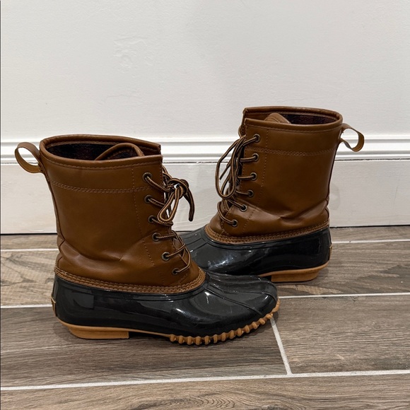 Sperry Brown and Black Women's Boots - Picture 3 of 6